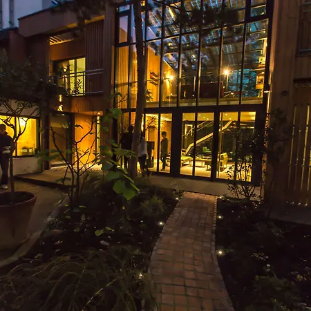 إيدين لودج 4* باريس