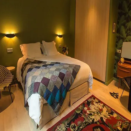 Bed & Breakfast Eden Paris