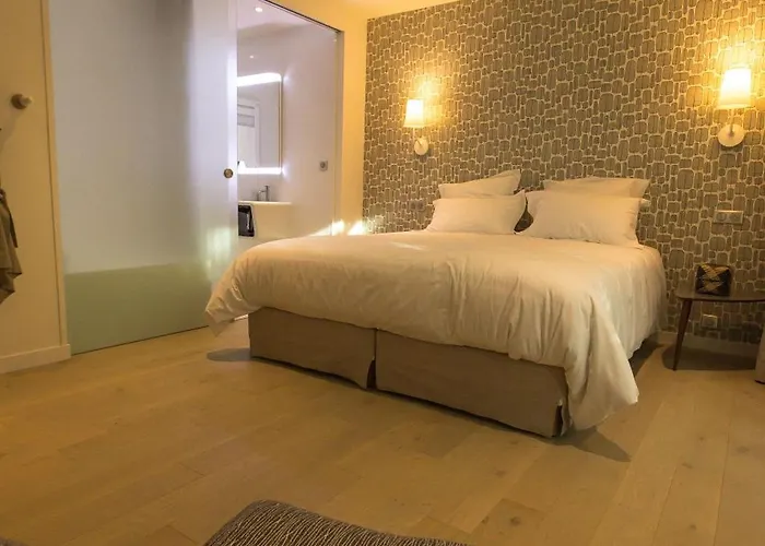 Eden Bed & Breakfast 4*