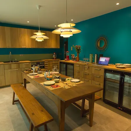 Bed & Breakfast Eden Paris