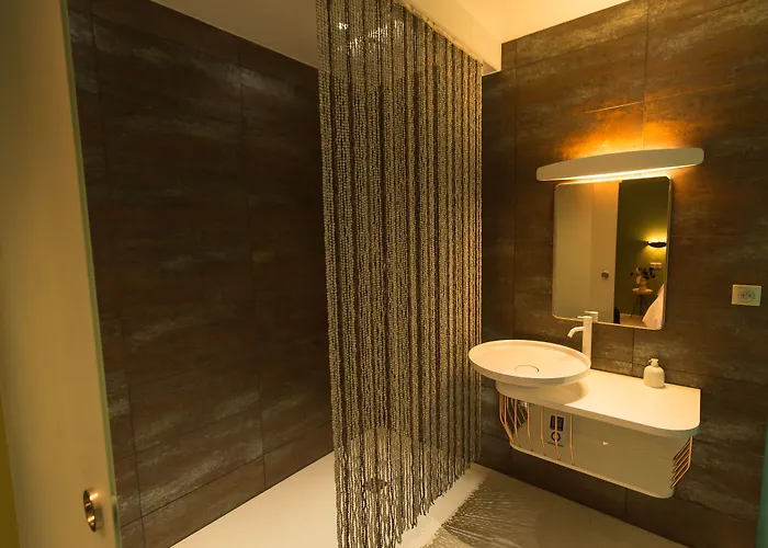 Eden Bed & Breakfast 4*