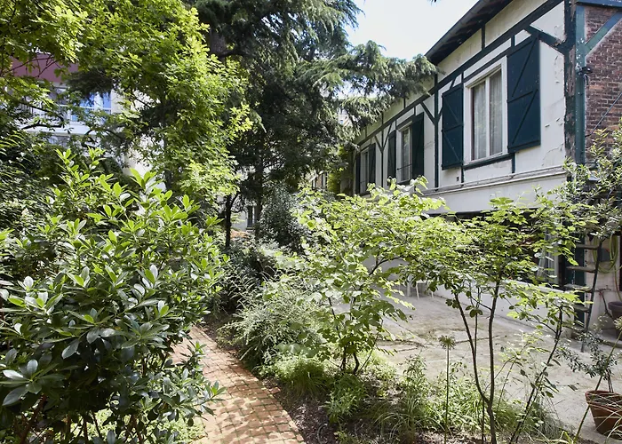 Bed & Breakfast Eden 4*